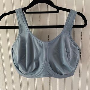 Wacoal sports bra, 34H